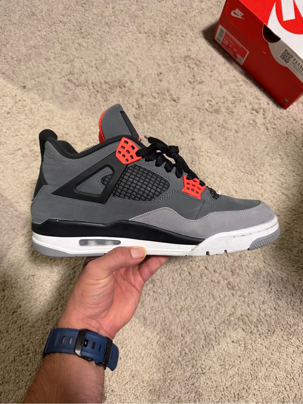 Nike Air Jordan 4 Retro - Grey/Infrared
